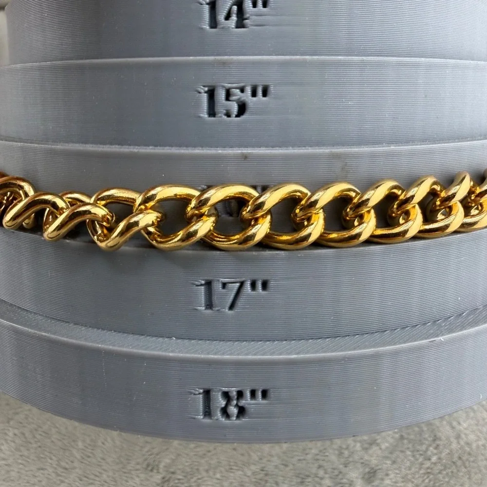 Vintage‎ Chunky Necklace Gold Tone Chain 17